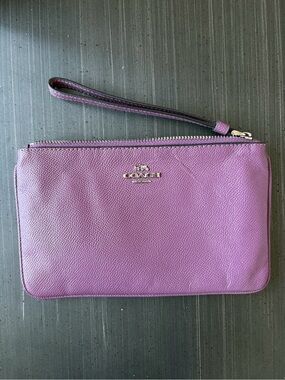 COACH Purple Crossgrain Leather Zip Wallet 2017